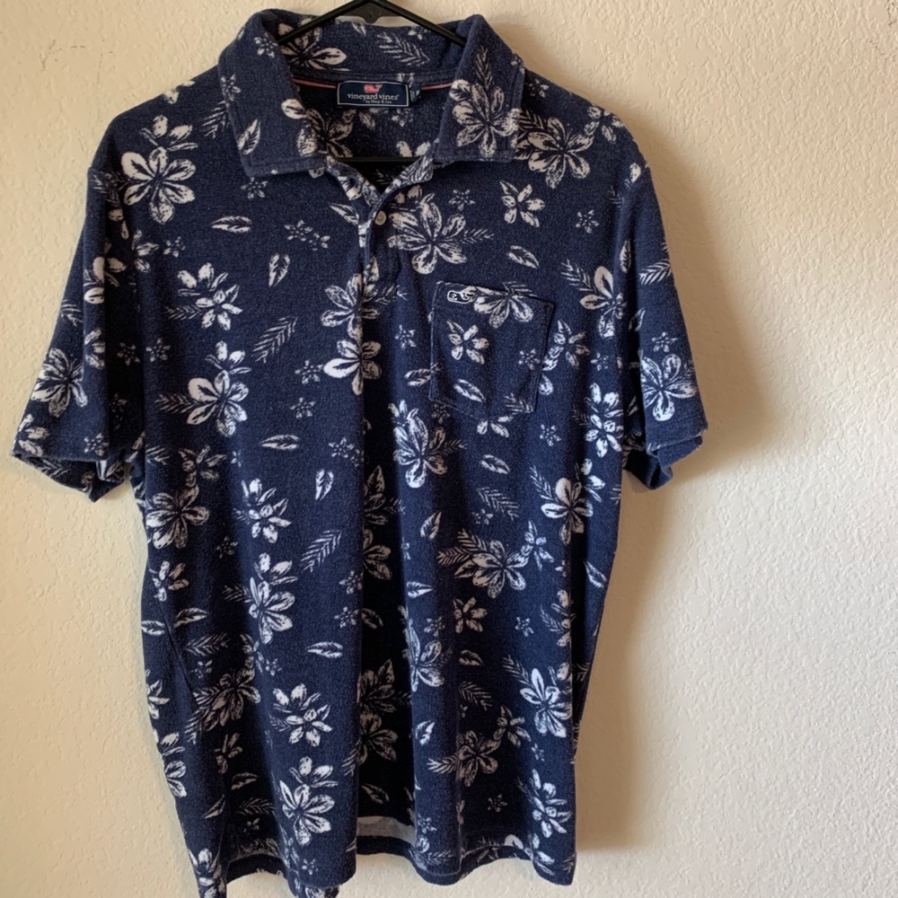 Men’s Vineyard Vines button down